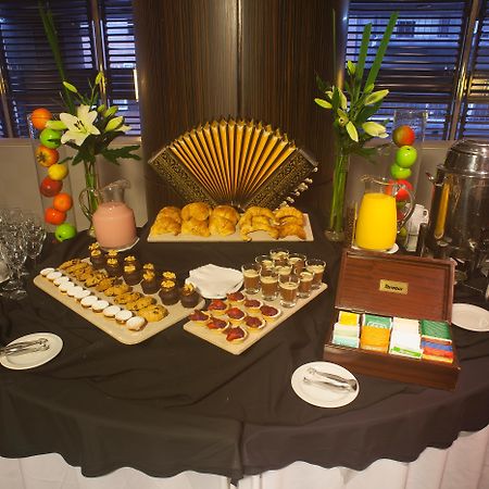 Regal Pacific Puerto Madero Hotel Buenos Aires Kültér fotó A tea table